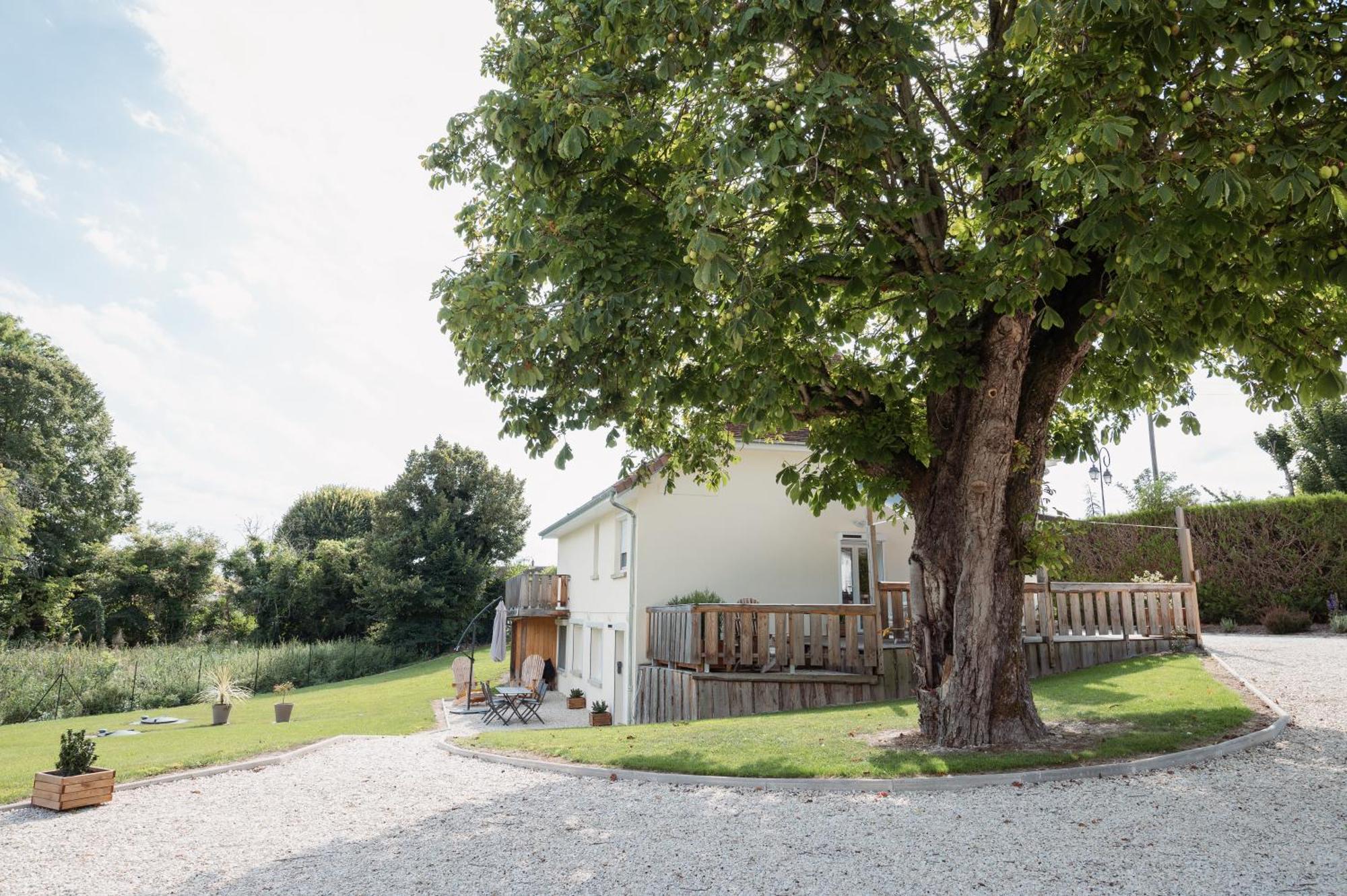 Le Prestige Des Delices Villa Dosches Bagian luar foto